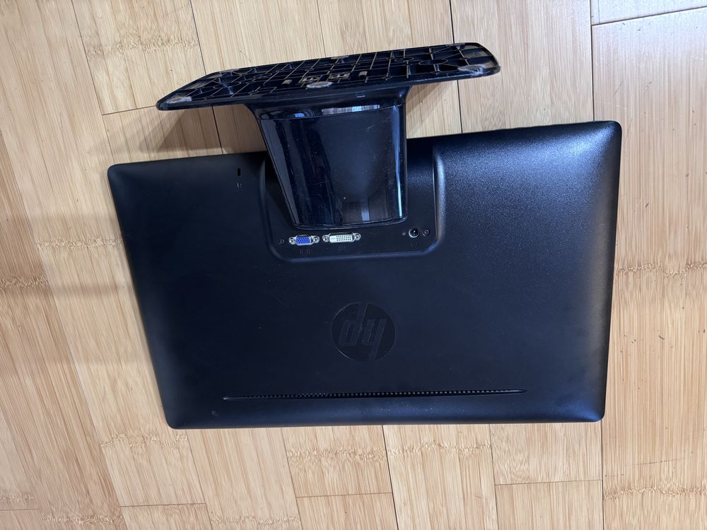 Монитор HP 2211x FullHD