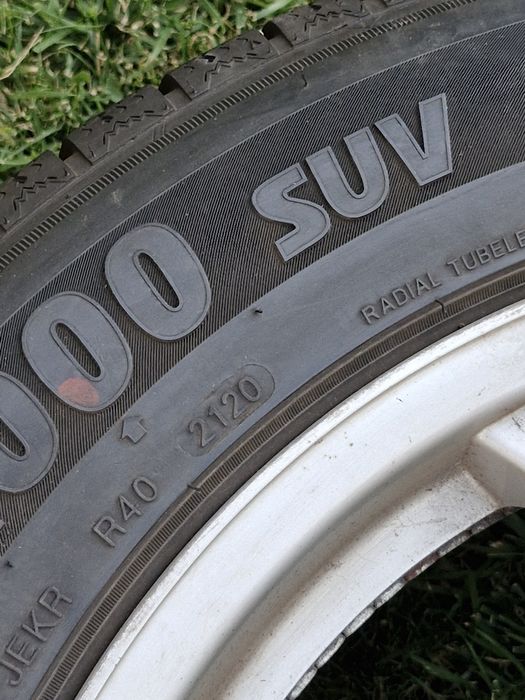 Гуми с джанти 235/60R18 8J et35 dot 2020
