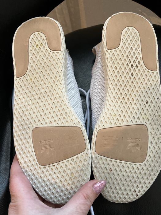 Оригинални кецове и маратонки CONVERSE  и ADIDAS 39,5 номер