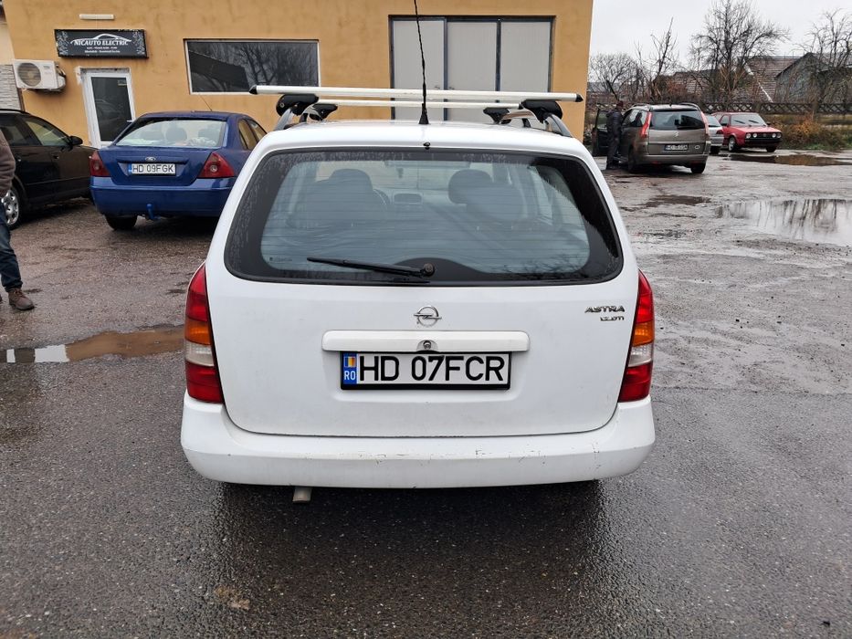 Opel Astra caravan