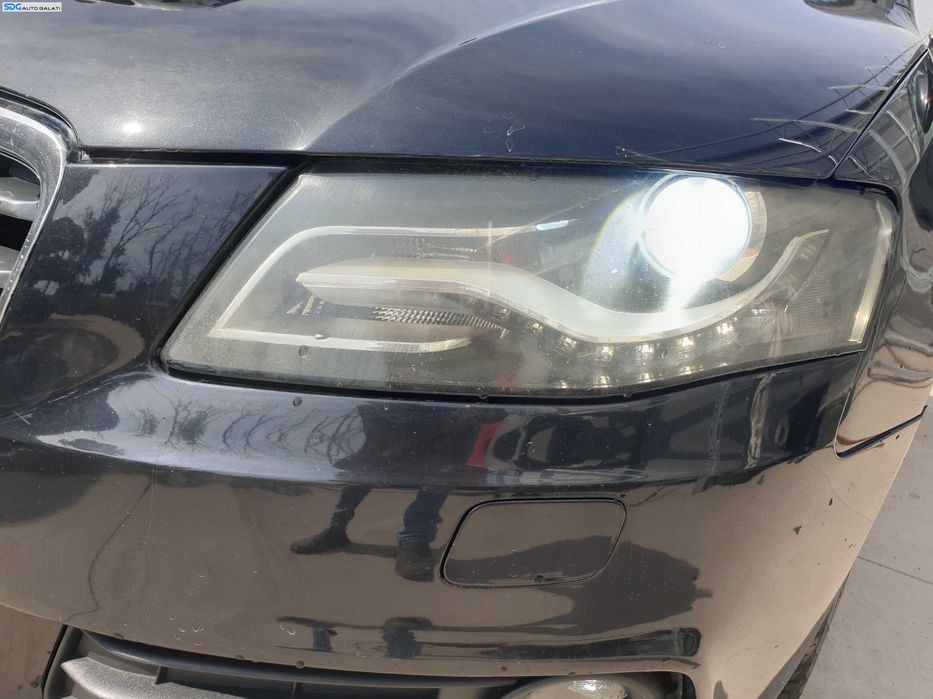 Far Stanga Bi Xenon cu Lupa si LED Audi A4 B8 NFL Non Facelift 2008 - 2012 [K7330]