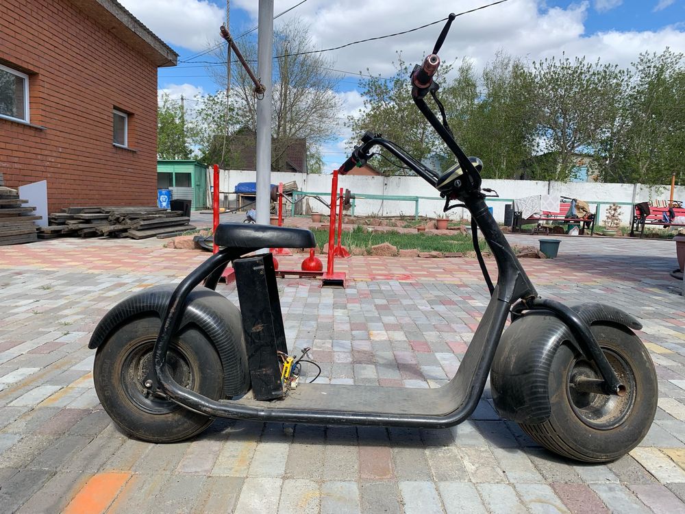 Продам электроскутер citycoco