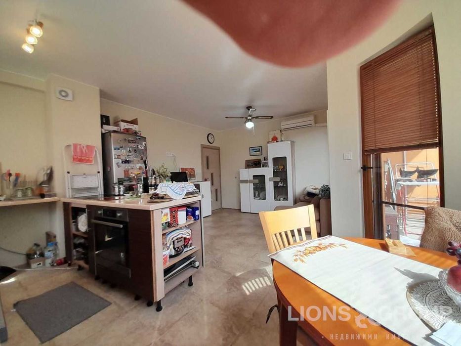 Продава се Четиристаен апартамент в Варна, Бриз - 117 кв.м за 2821 €/кв.м - Снимка #1