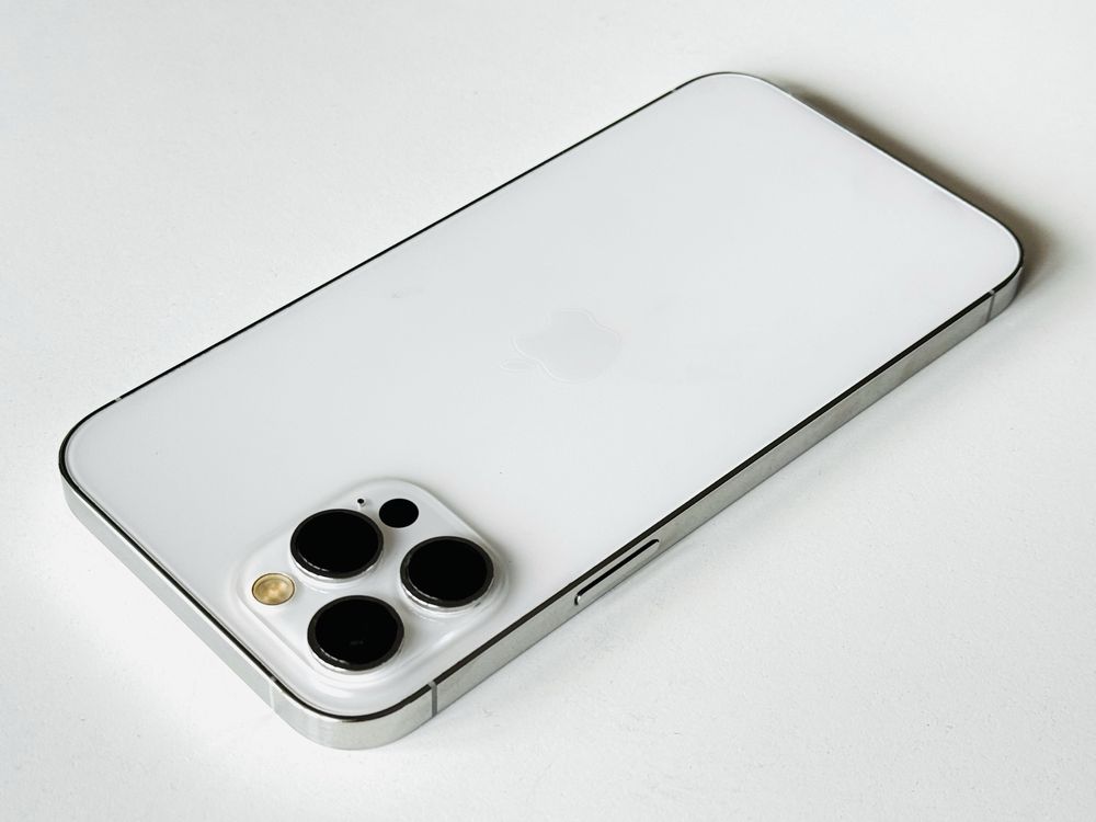 Iphone 12 Pro Max 128GB Silver 98%! Гаранция 6 месеца