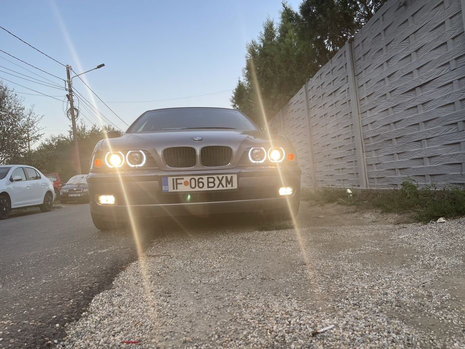 Vand BMW E39 cu acte in regula la zi