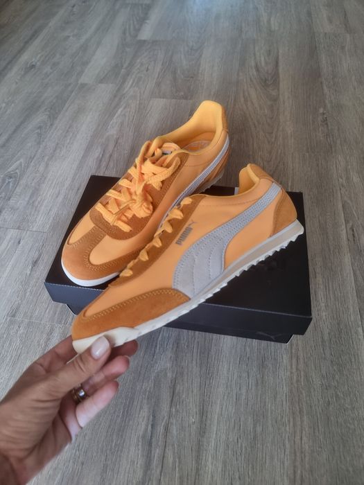 Adidasi noi Puma dama 39