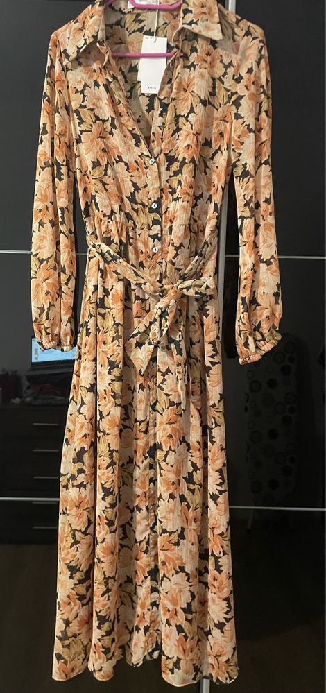 Намалени! 10 лвРокли Zara/Mango -нови