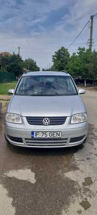 De vânzare  Volkswagen  touran 2004 1.9 tdi avq preț negociabil.
