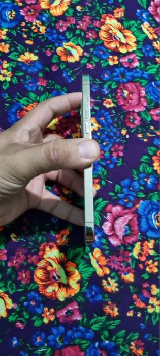 iphone 12 promax 5.400 ming pul zarur srochno sotiladi