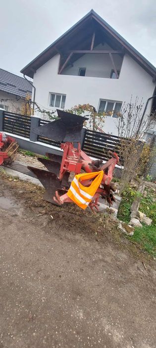 Utb 651, freza  rotativa, plug reversibil