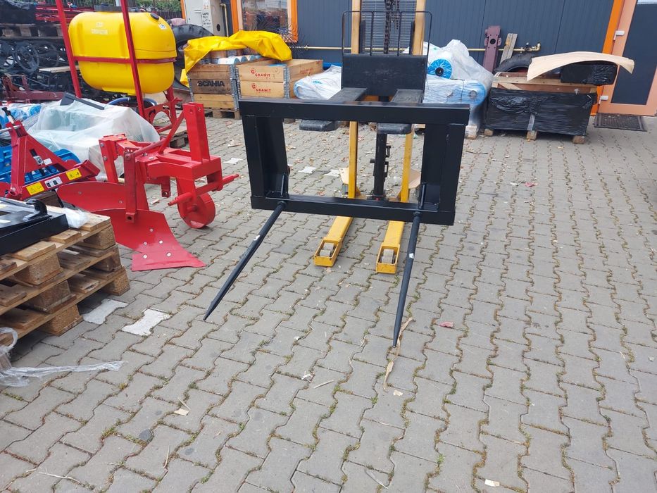 Furcă transport baloti incarcator frontal, prindere tip Euro