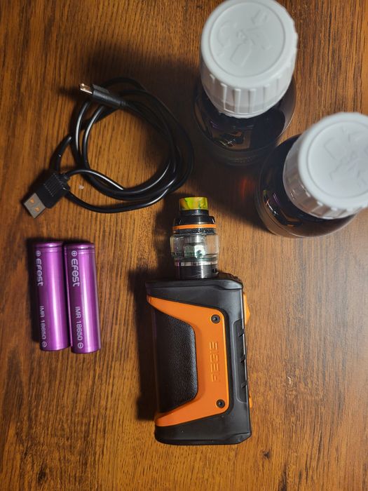 Țigară electronica/Vape 200W Geekvape Aegis Legend Kit CU ACUMULATORI