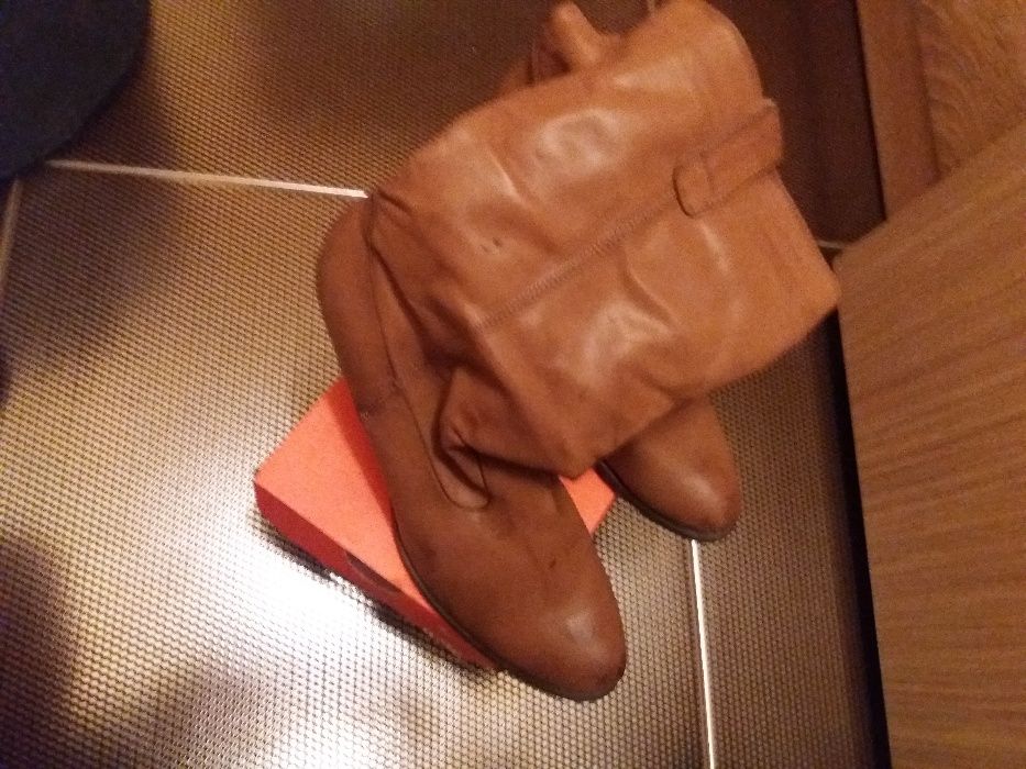 дамски кожени обувки  естествена кожа 38 номер-25лв.