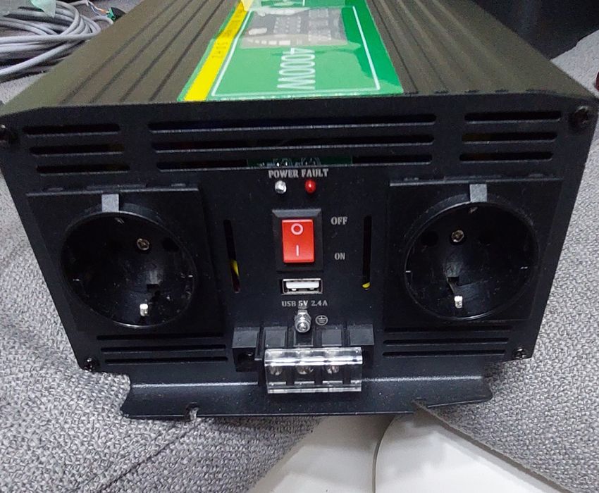 Vind Invertor 24V 4000W  DEFECT
