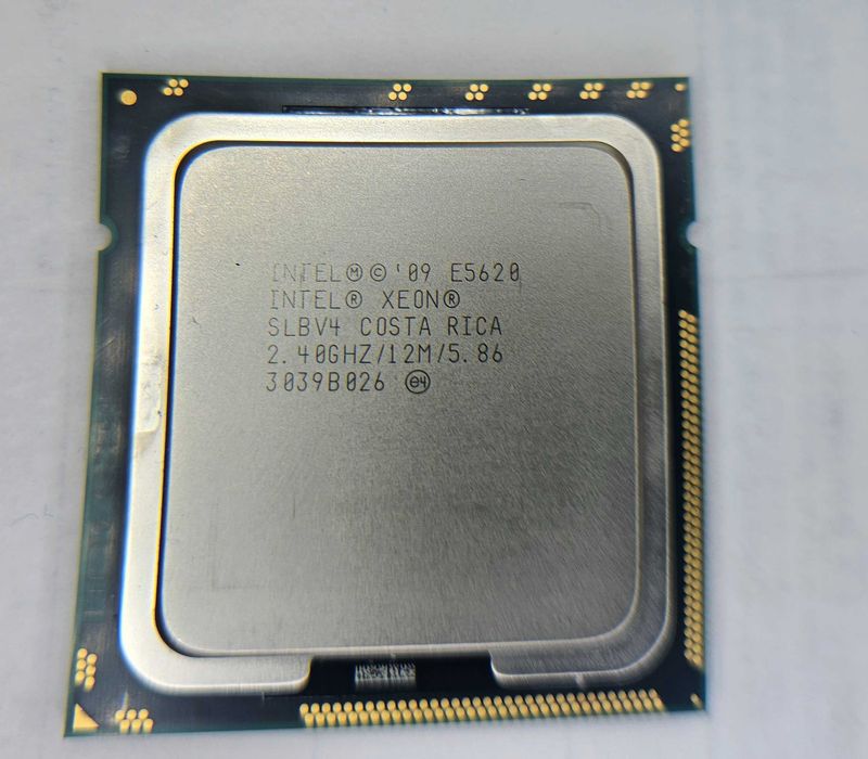 Процесор i7 920 и E5 2620 LGA1366 (2 броя)