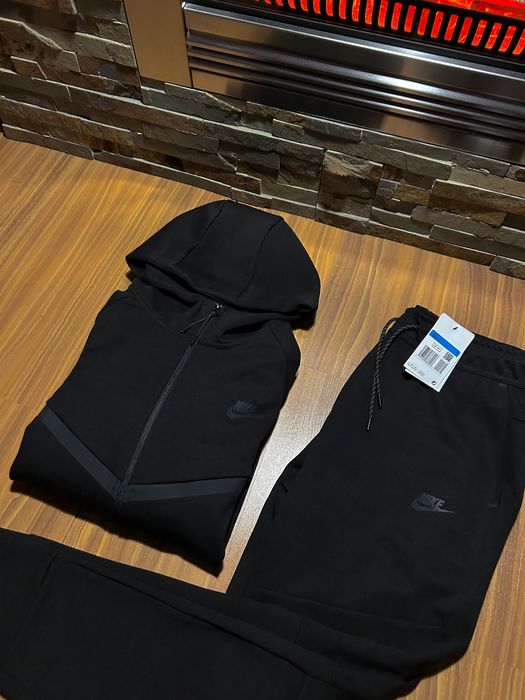 Trening Nike Tech Fleece marimea M