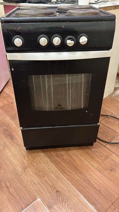 Телевизор и Газ плита