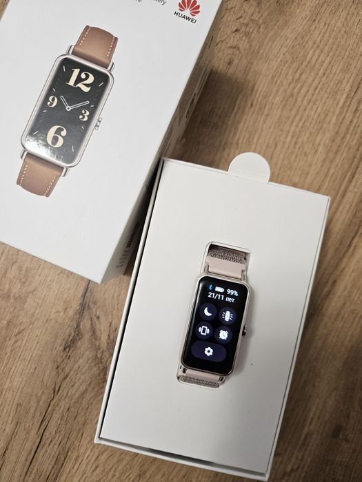 Смарт часовник huawei fit mini