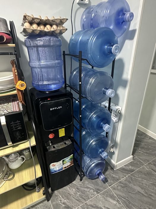 Куллер Ziffler suv qo'yishga podstavkasi bilan