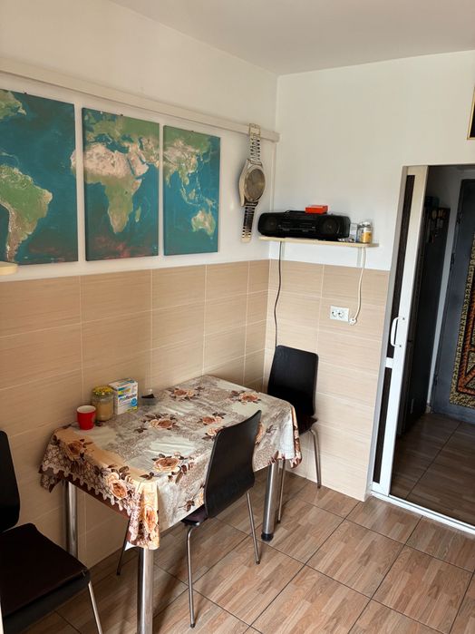 Vând apartament cu 2 camere
