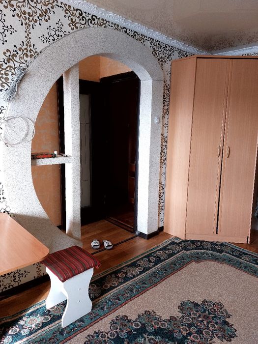 Продам  2 х комнатную квартиру в центре города в районе акимата