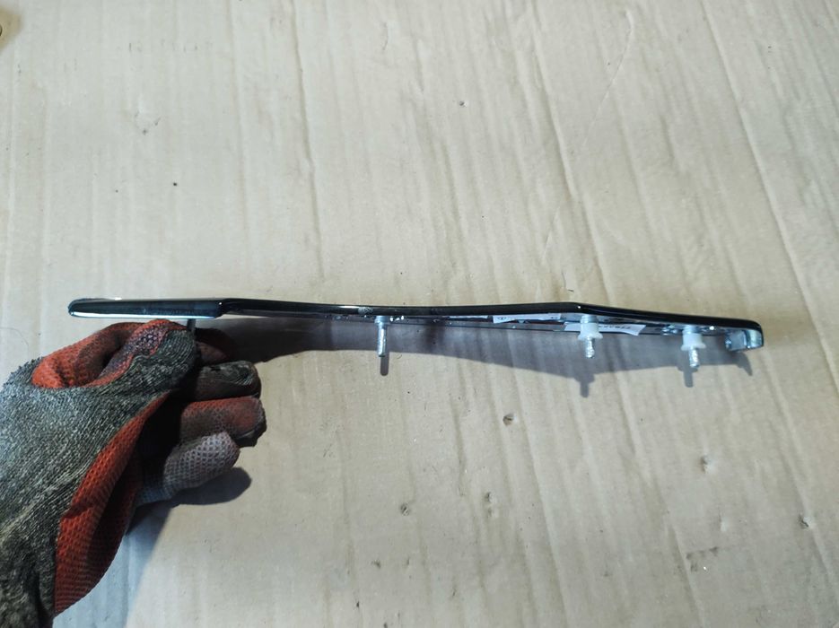 Декоративна Лайсна Задна Лява Врата Mercedes E class W211 V6 Tmodel