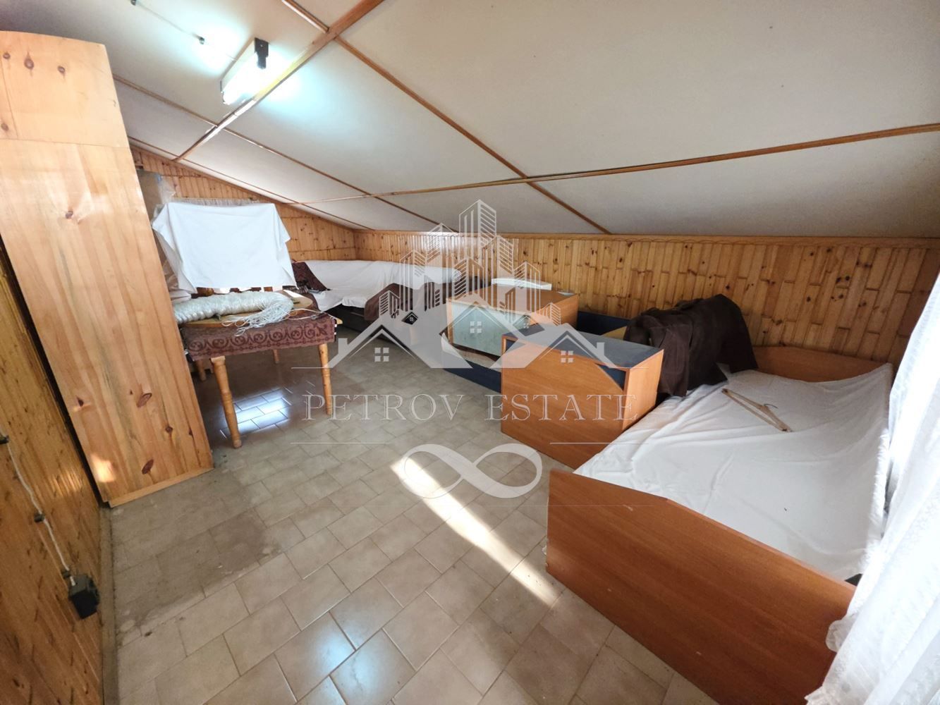 Къща в Пазарджик, област-гр.Велинград площ 333 цена 155500