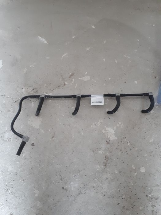 Furtun supracurgere combustibil