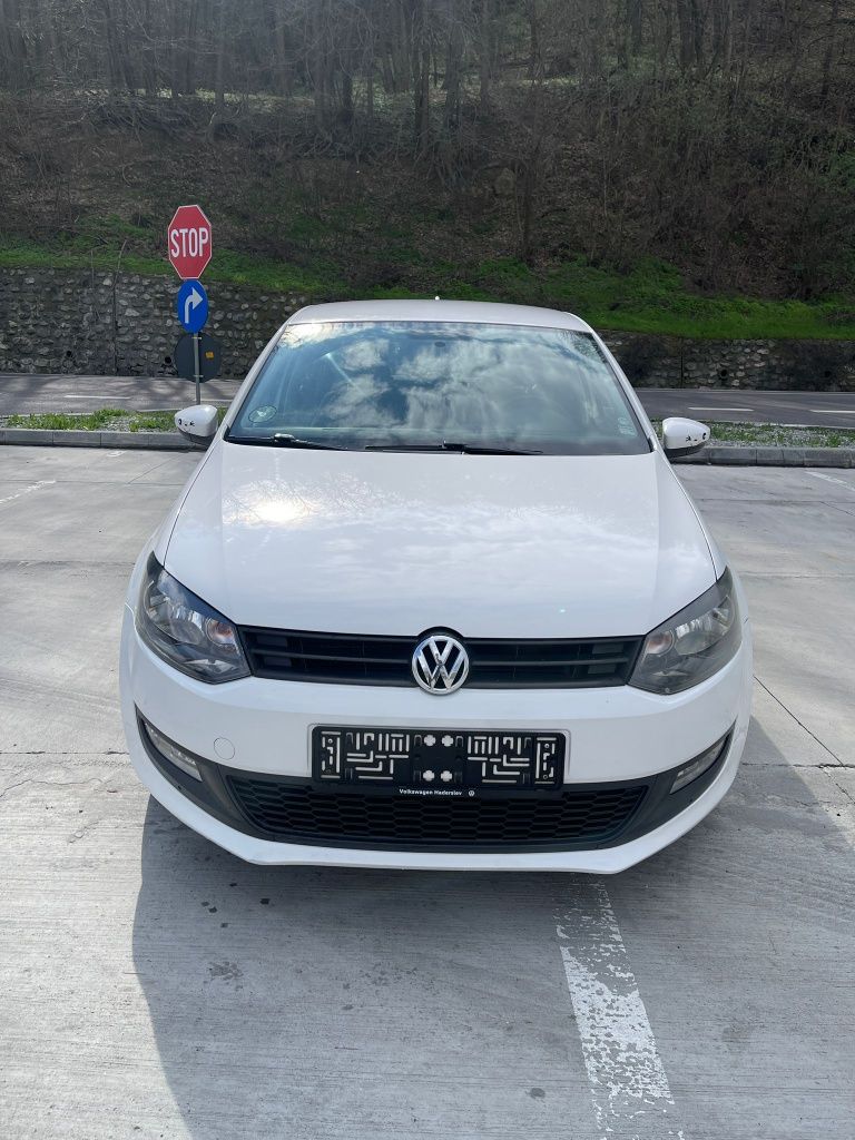 Vw polo 1,2 diesel an 2014 euro 5 Navigație/ Clima funcțională/ Jenti/