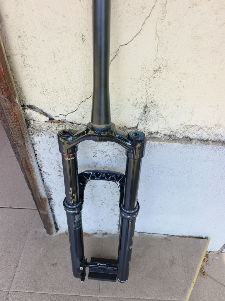 Вилка RockShox Pike Ultimate RC2 27.5" DebonAir 150mm Boos