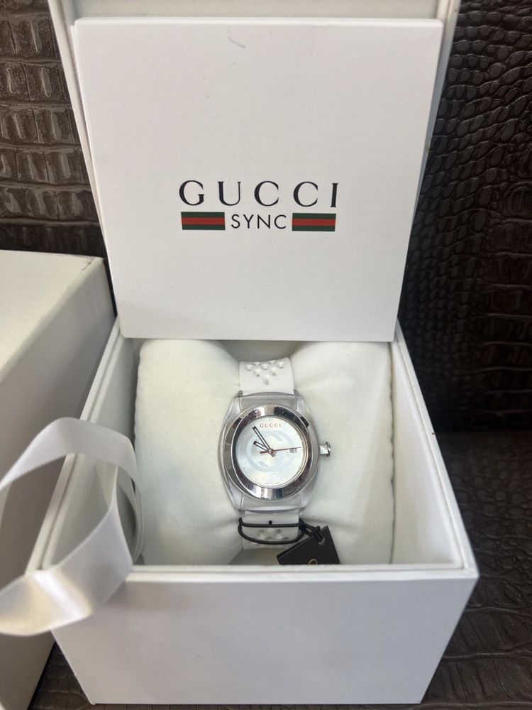 Часовник Gucci