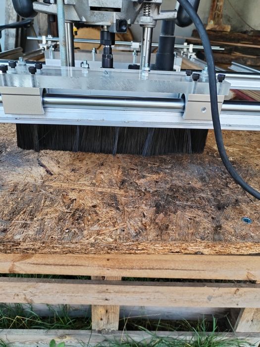 Sistem de ghidaj liniar planare lemn