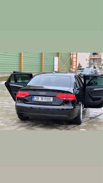 Vând Audi A4  , an 2009
