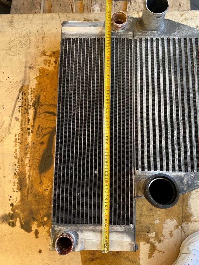 Radiator stivuitor (351)