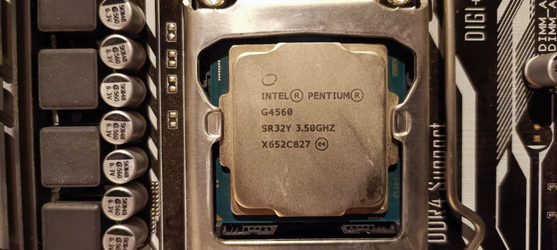 Продавам процесор Intel pentium g4560 и дъно asus prime h270 plus