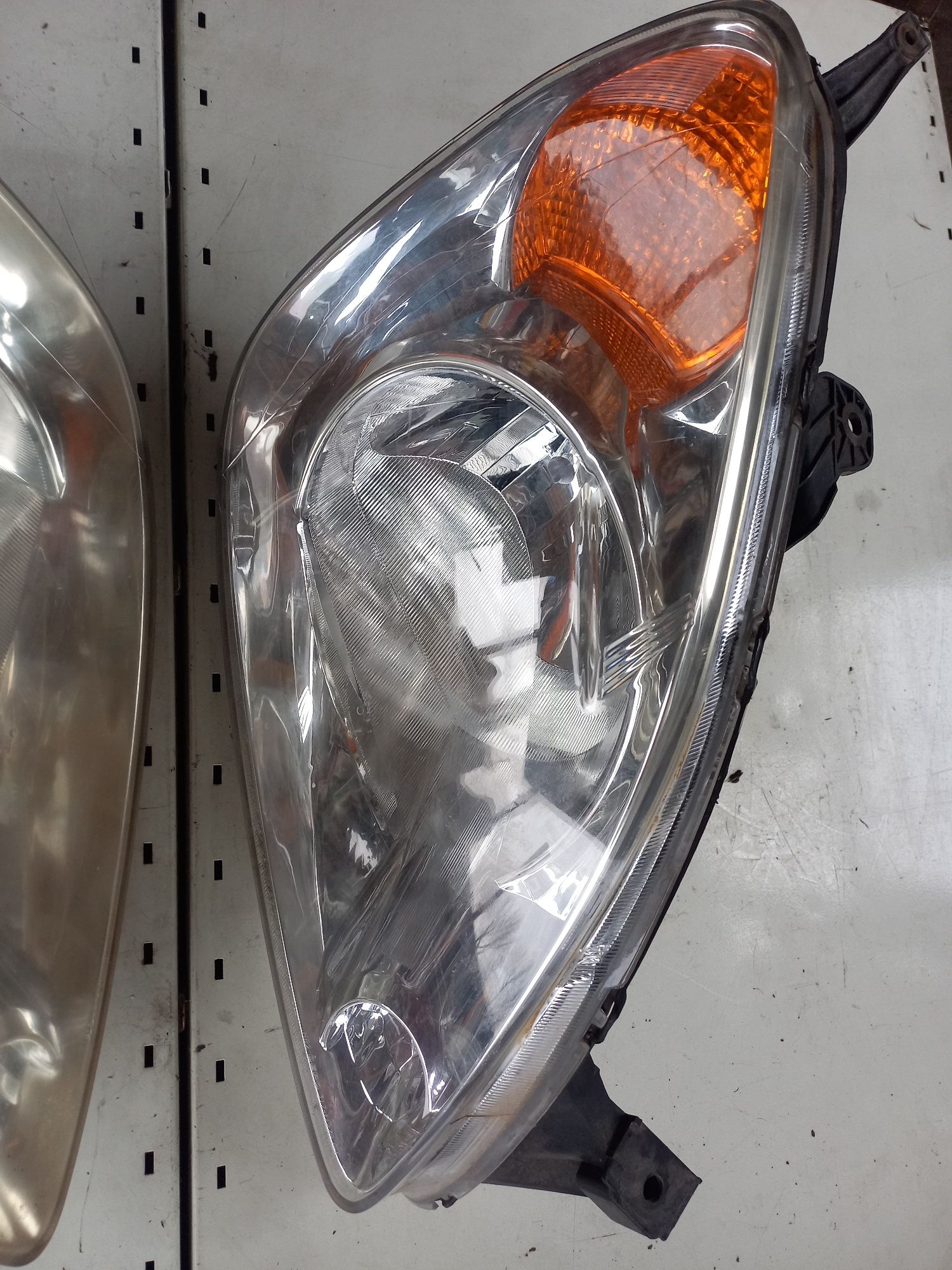 Фарове за Honda CR-V 2