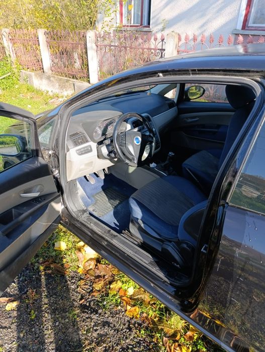 Vând Fiat Punto 2006