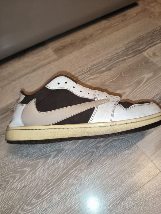 Jordan 1 travis scott reverse mocha