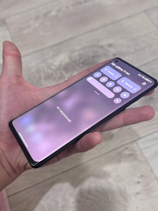 One plus 8 128/8