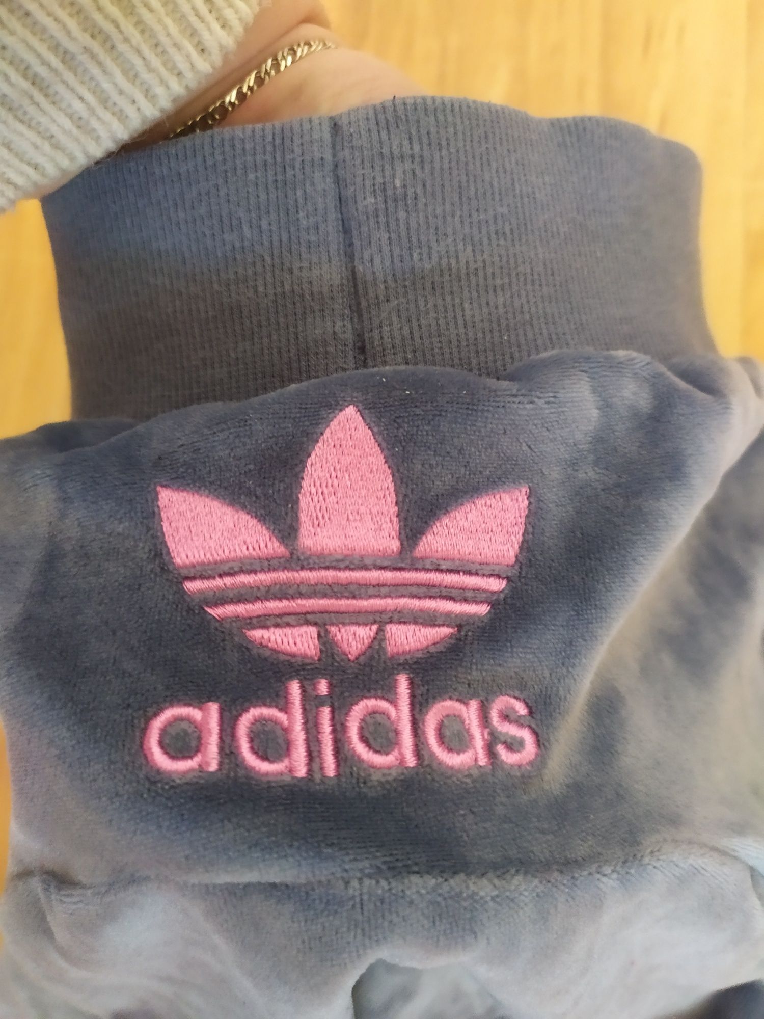 Бебешка плюшена долница Adidas