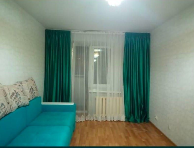 Тёплая,  чистая,  с ремонтом 1 ком кв в центре города Астана