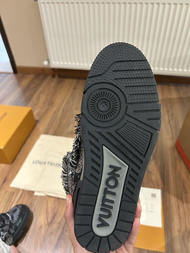 Louis Vuitton Skate X Swarovski 45 EU / 11 US