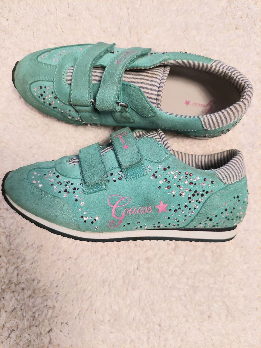 Pantofi sport Guess copii + espadrile copii Guess gratis