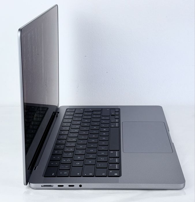 Apple MacBook Pro 14'' 2021 M1 PRO 32RAM 512SSD Перфектен! Гаранция!