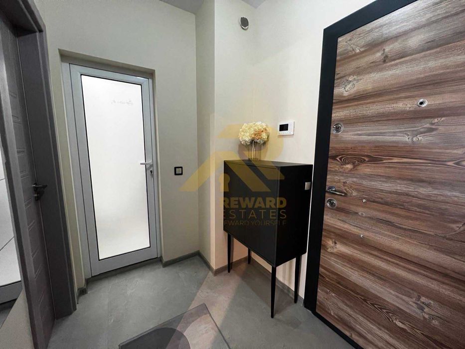 Продава се Двустаен апартамент в София, Център - 64 кв.м за 3110 €/кв.м - Снимка #13