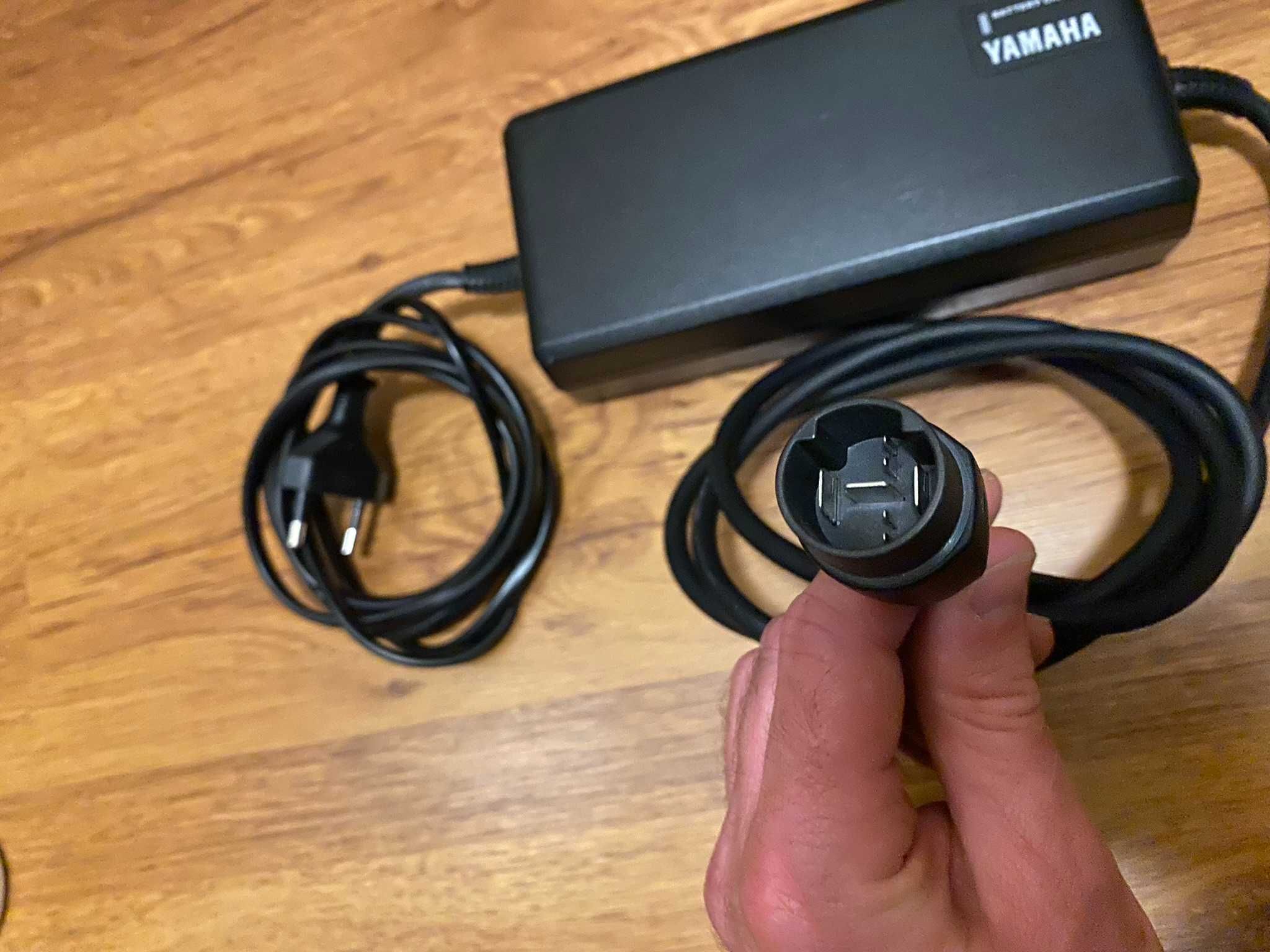 Yamaha PASC6 7pin 42V 4A charger/Зарядно за ел. велосипед