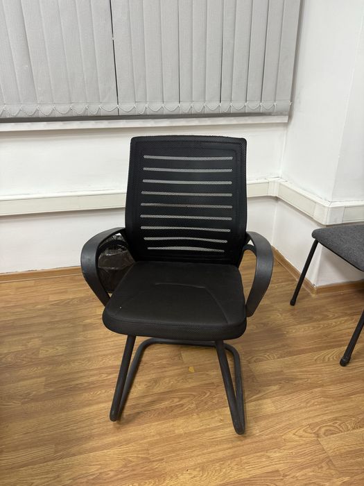 Все для офиса в хорошем состоянии