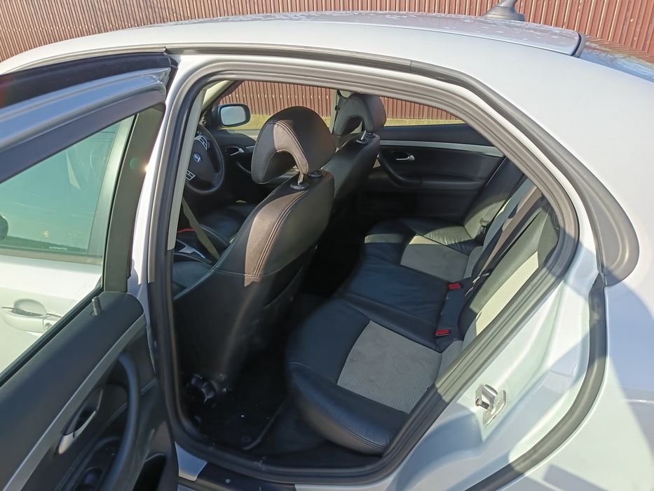 Vând sau schimb Saab 9-3 Vector Sport port