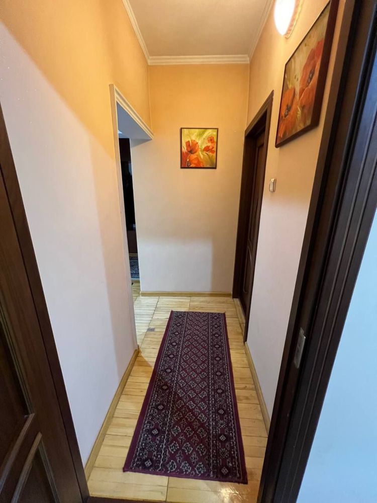 Продам Новомосковский Старт стадион 3-ком