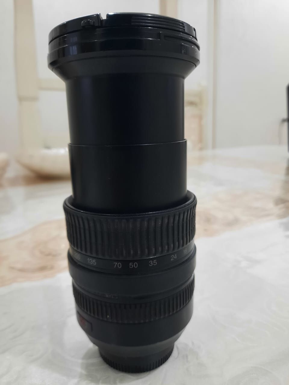 Объектив Nikon AF-S DX 18-200mm F/3.5-5.6 G IF-ED VR II